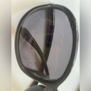 Tom Ford Jennifer Sunglasses in black